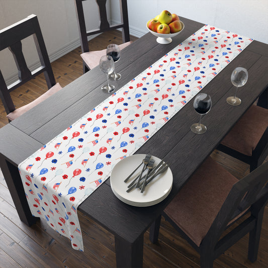 American Flags and Balloons Table Runner (Cotton, Poly)