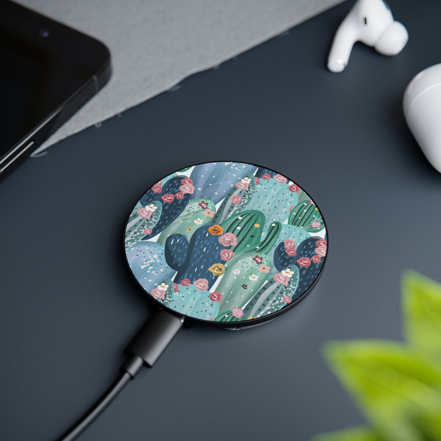 Pastel Cactus Magnetic Induction Charger