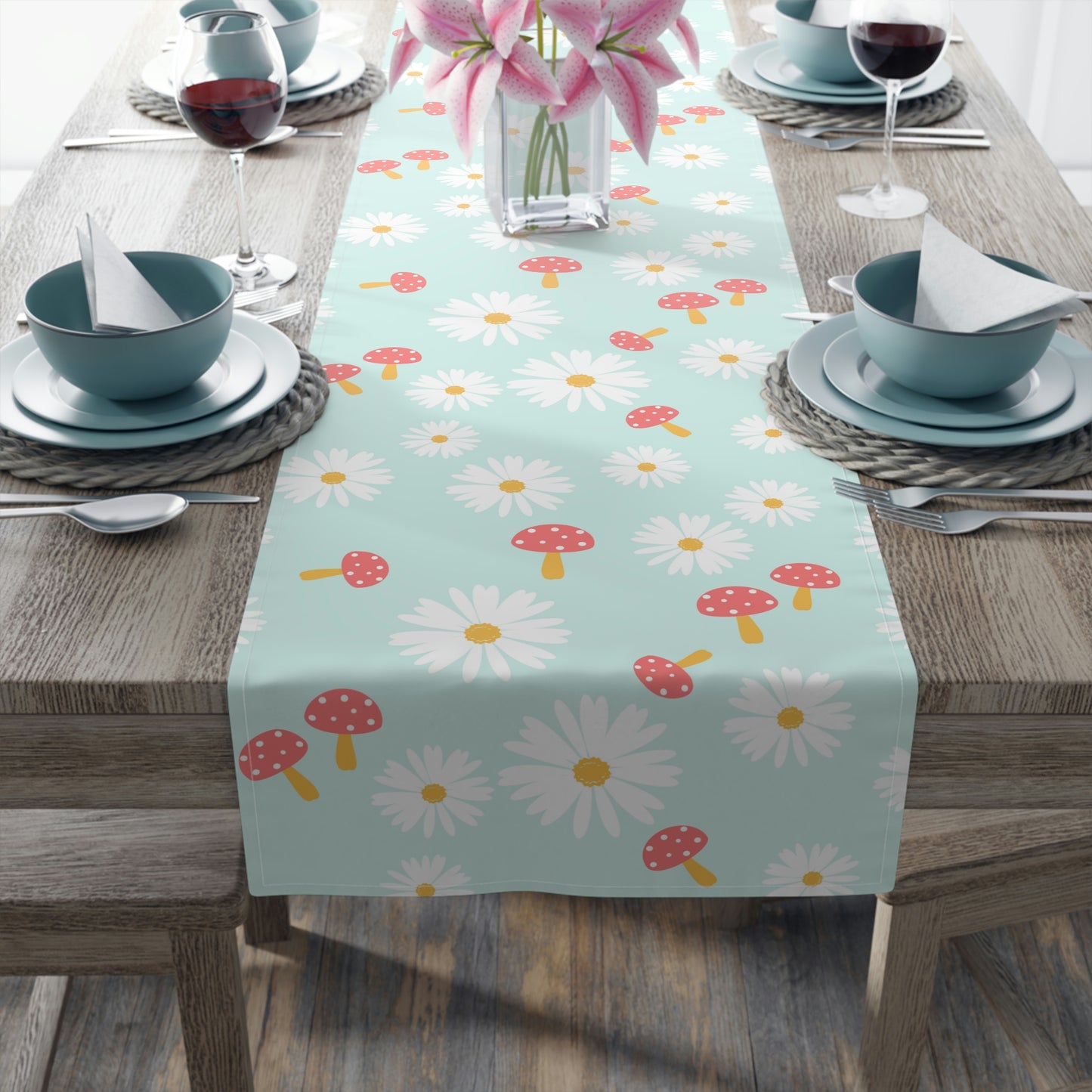 Daisies and Mushrooms Table Runner (Cotton, Poly)