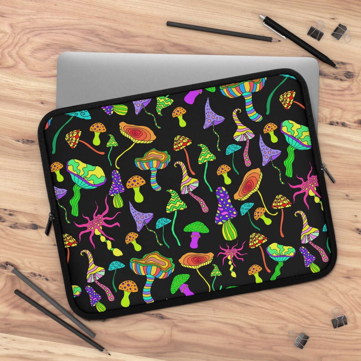 Happy Mushrooms Laptop Sleeve - Puffin Lime