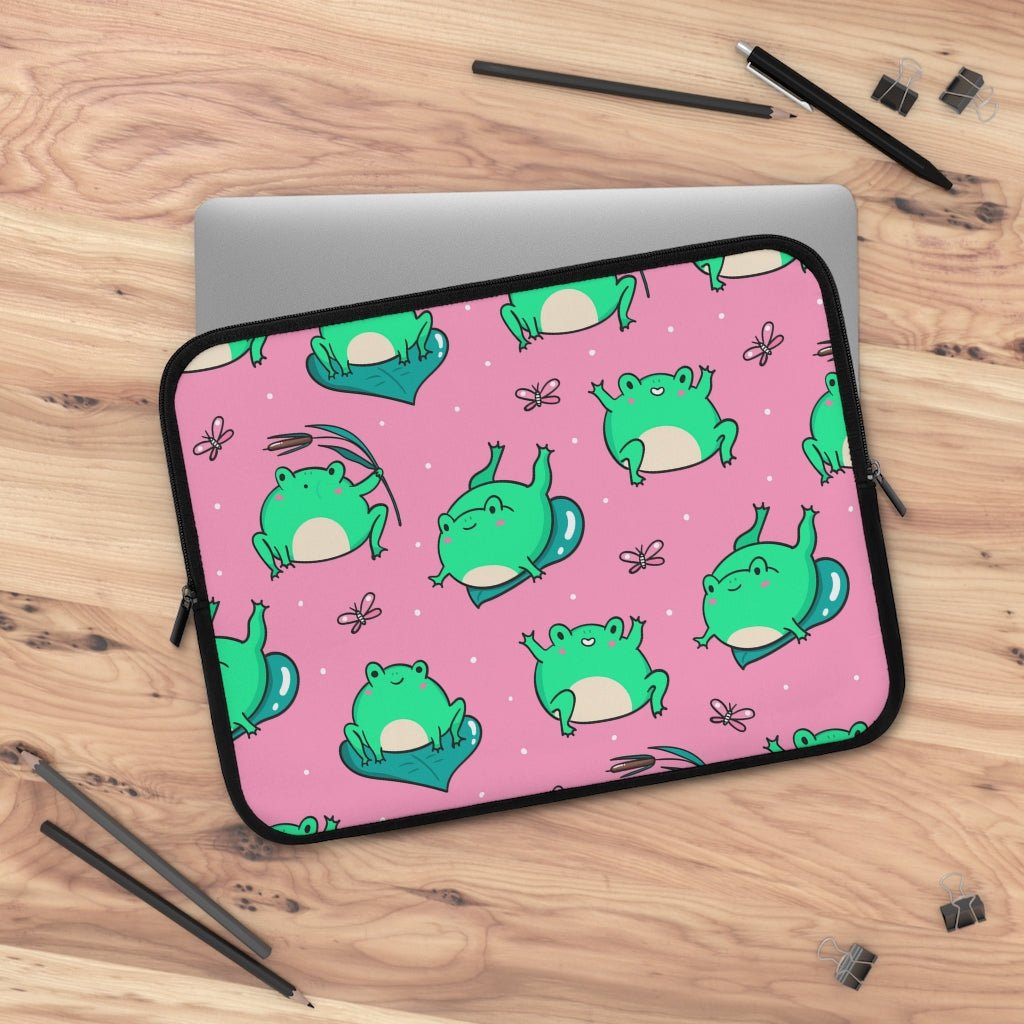 Kawaii Frogs Laptop Sleeve - Puffin Lime
