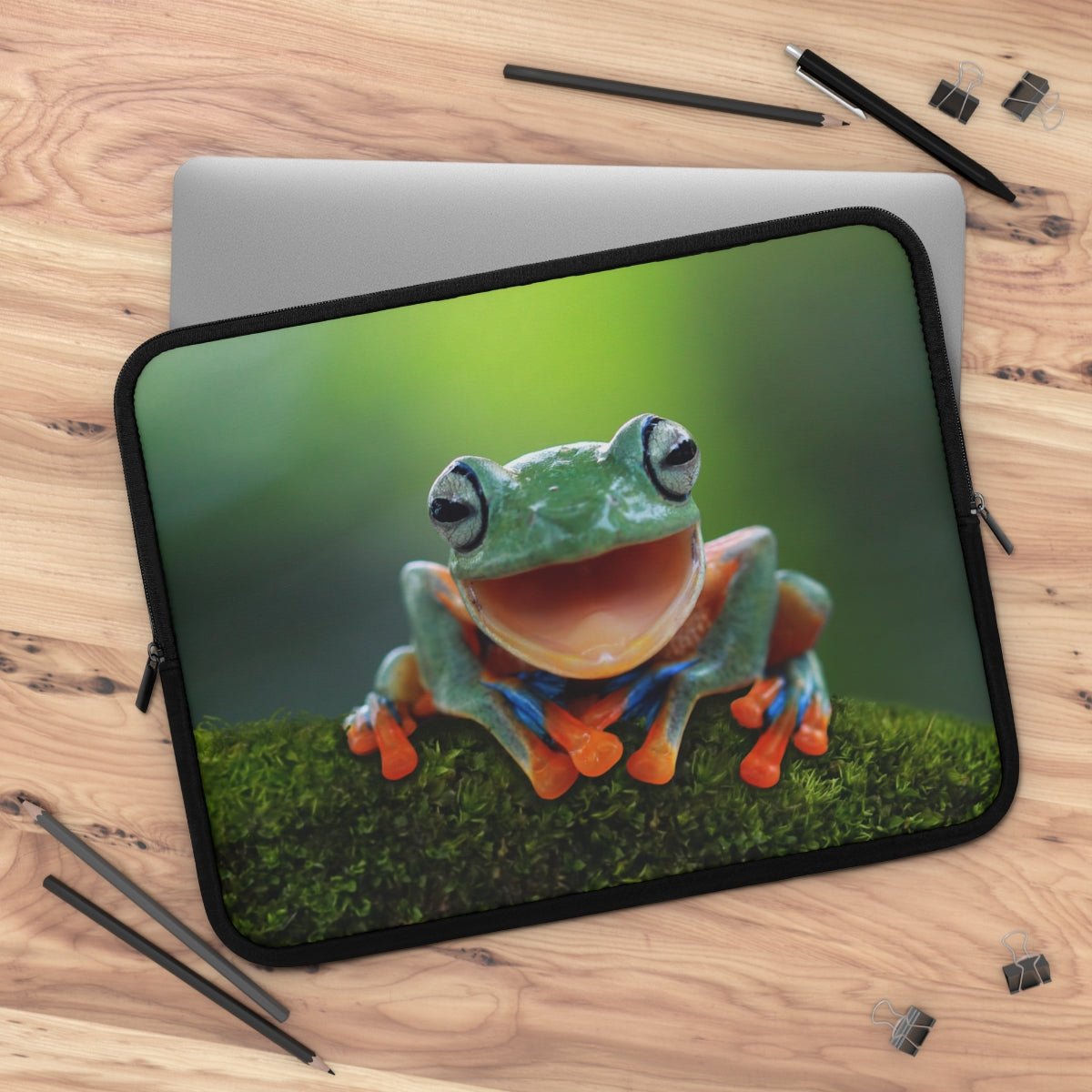 Laughing Tree Frog Laptop Sleeve - Puffin Lime