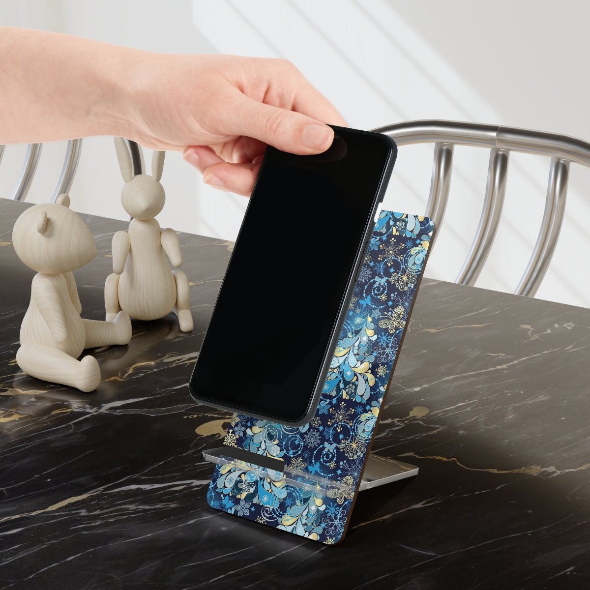 Magical Snowflakes Mobile Display Stand for Smartphones - Puffin Lime