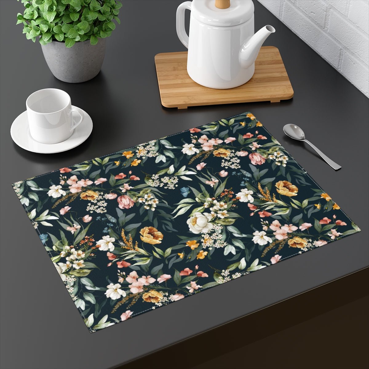Watercolor Flowers Placemat - Puffin Lime