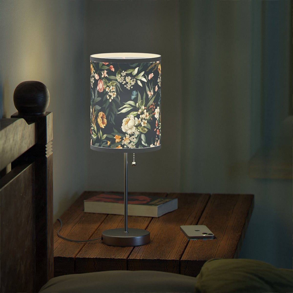 Watercolor Flowers Table Lamp - Puffin Lime